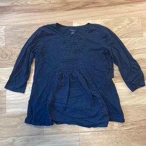 Van Heusen 3/4 Length Sleeve Baby Doll Top. Navy Blue. Medium